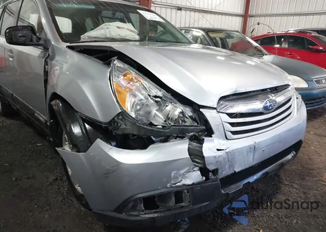 2012 Subaru Outback 2.5I Premium z USA, uszkodzony, nr VIN 4S4BRBCC0C3250675